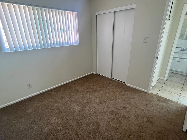 9205 Alondra Blvd #20 — Photo 2