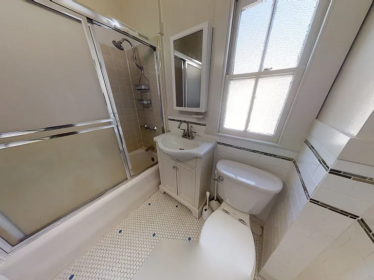 2817 College Ave — Photo 20