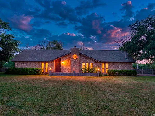 1016 COUNTY ROAD 373, Uvalde, TX 78801