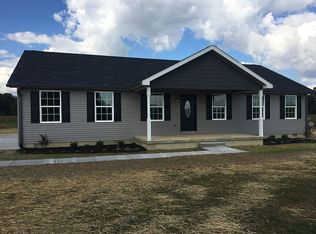 620 Hurt Loop, McEwen, TN 37101