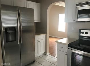 1206 NW 192nd Ter, Pembroke Pines, FL 33029