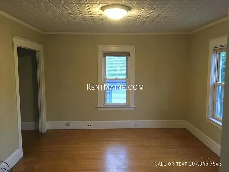 148 Essex St #8 — Photo 2