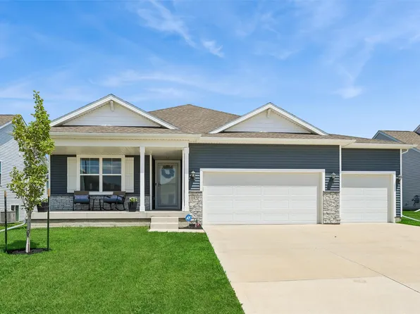 1045 Northview Dr, Waukee, IA 50263