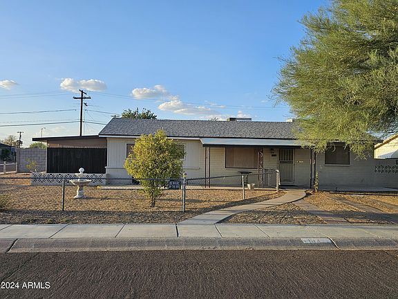 3rd image of 11142 W LOUISIANA Avenue