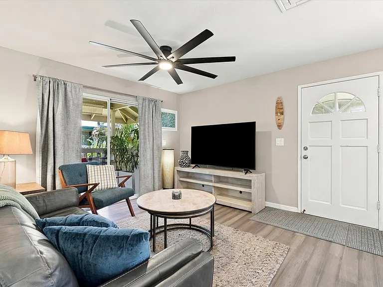 480 Kenolio Rd #25-203 — Photo 1