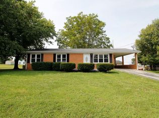 195 Howard Dr, Horse Cave, KY 42749