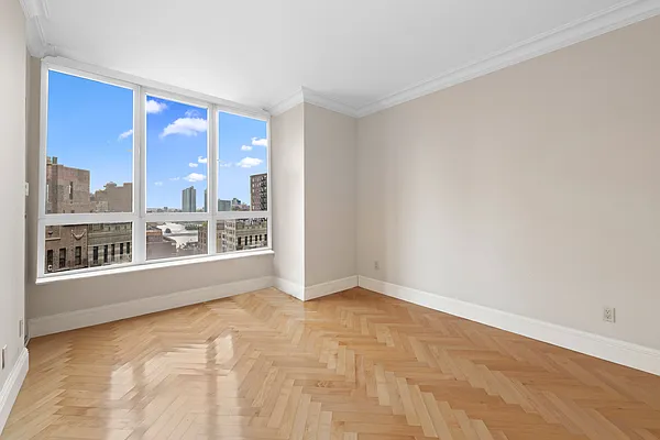 Sold by Compass | media 14