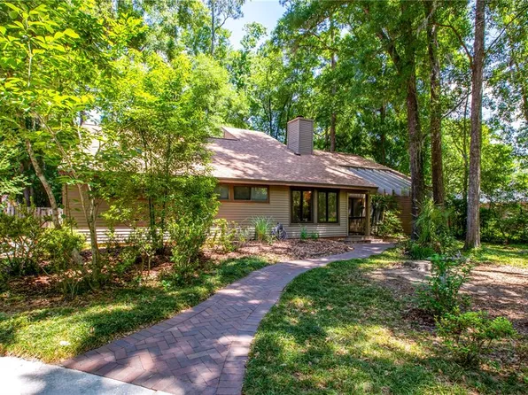 3010 NW 9th Pl, Gainesville, FL 32605