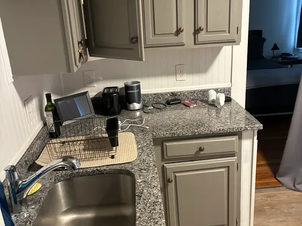 6 King St Unit 2A, Attleboro, MA 02703