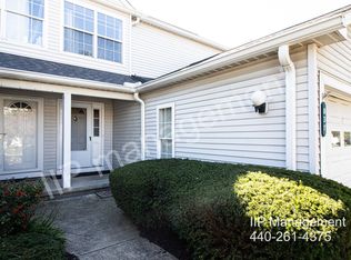 837 Overlook Ridge Dr #44109, Cleveland, OH 44109