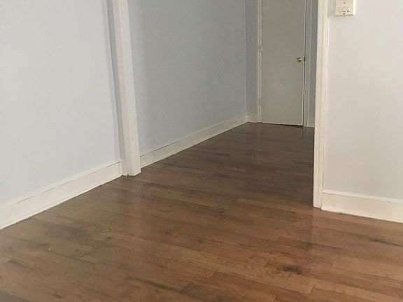 3rd image of 384 Bradford St
