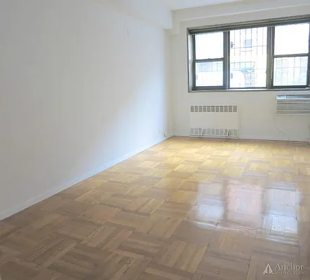 Rented by Anchor Associates | media 48