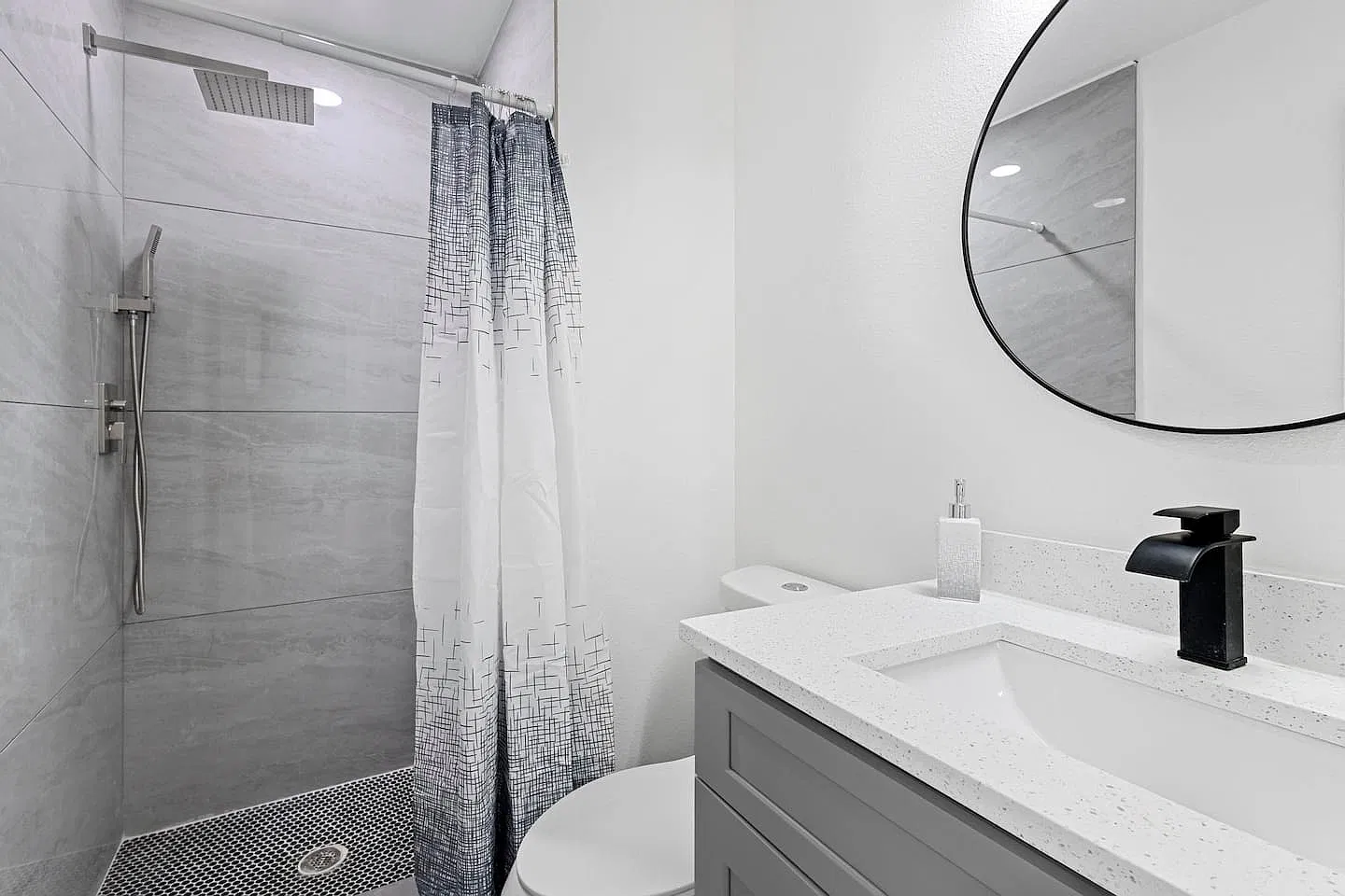 3 bed, $700 — Photo 4