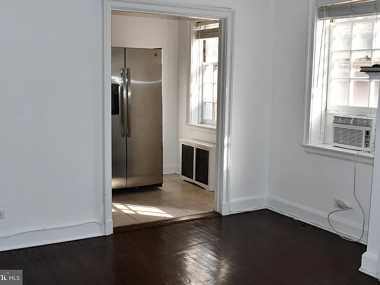 25 Palmer Sq W #G — Photo 12