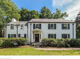 108 Whetten Rd, West Hartford, CT 06117