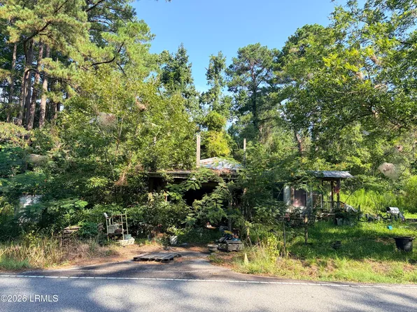 3809 Gillison Branch Road, Pineland, SC 29934