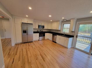 10 Mercury Ln #10L, Pelham, NH 03076