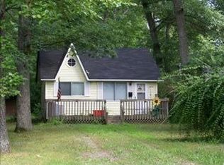 1476 Wren St, Wixom, MI