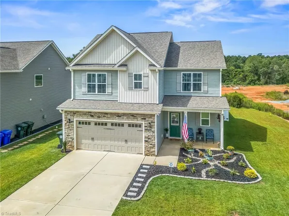 121 Campaign Dr, Mebane, NC 27302