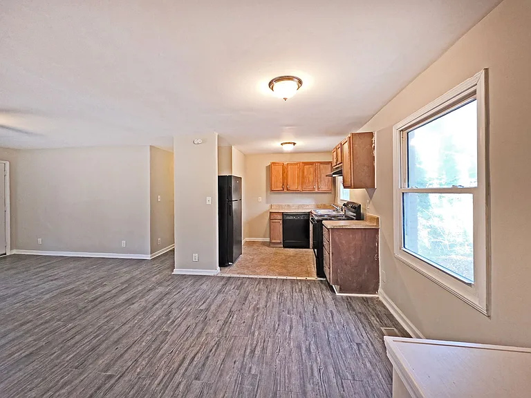 2332 Baywood Dr SE — Photo 12