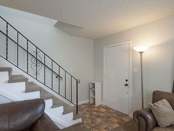 5th image of 3639 W Union Ave