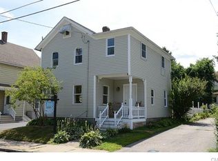 10 Gardners Ln, Ansonia, CT 06401