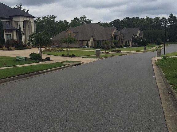 3rd image of 207 Sezanne Dr Lot 52