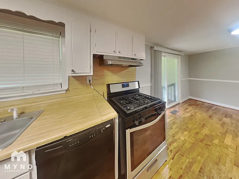 997 Kerr Rd — Photo 6