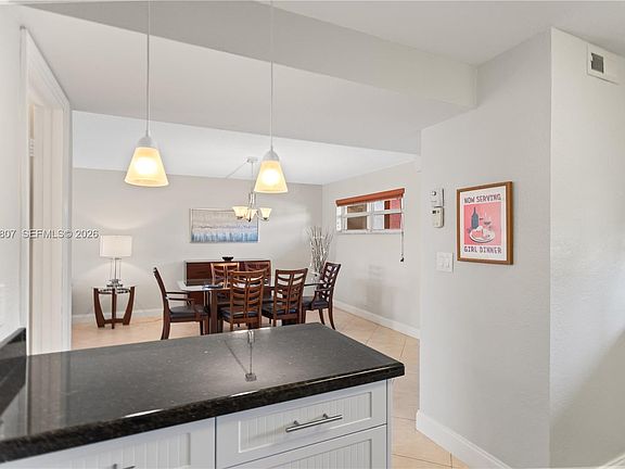 4th image of 9500 N Hollybrook Lake Dr APT 5-206