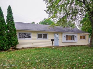 73 Saugatuck Rd, Montgomery, IL 60538