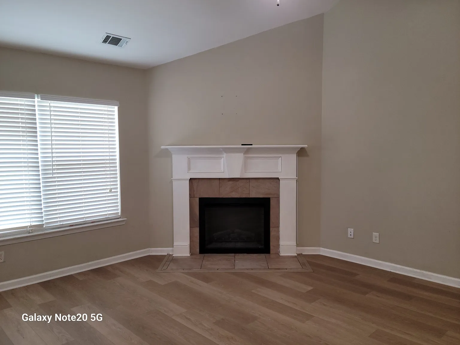 104 Clydesdale Court - 1 — Photo 4