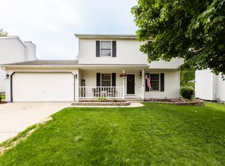 1214 Challis Dr, Bloomington, IL