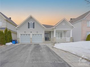 404 Kilmarnock Way, Ottawa, ON K2J0M6