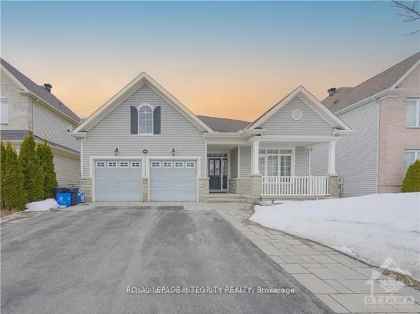 404 Kilmarnock Way, Ottawa, ON K2J 0M6