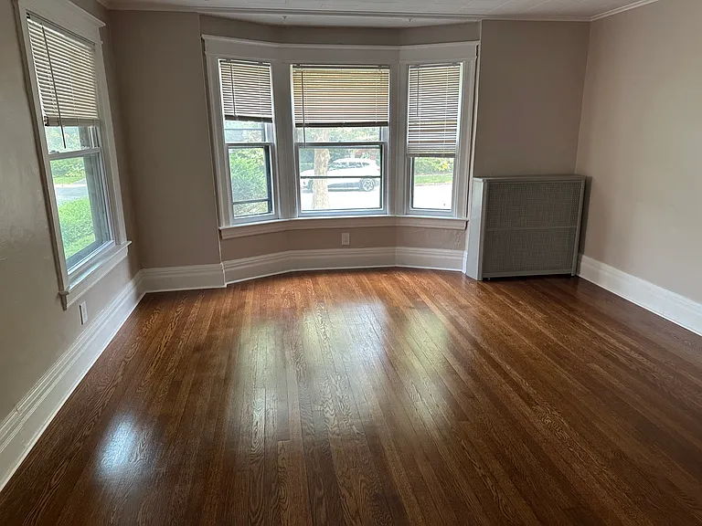 110-112 Westminster Rd #111 — Photo 10
