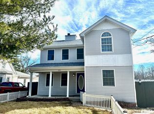 826 S East St, Jacksonville, IL 62650
