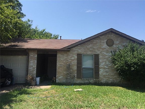 2nd image of 2329 Quail Hollow Dr