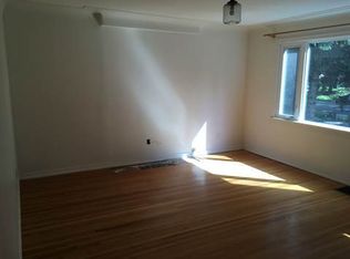 11147 73rd Ave NW, Edmonton, AB T6G0C5