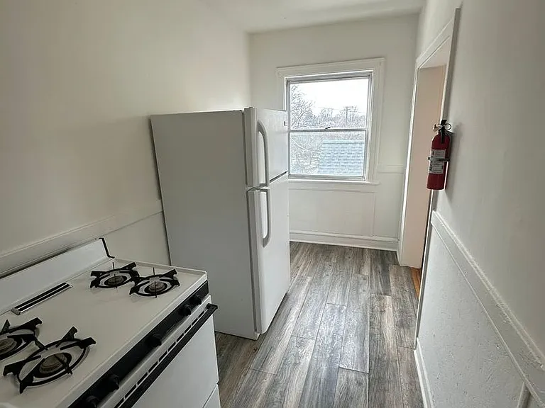 8302 Lake Ave — Photo 7