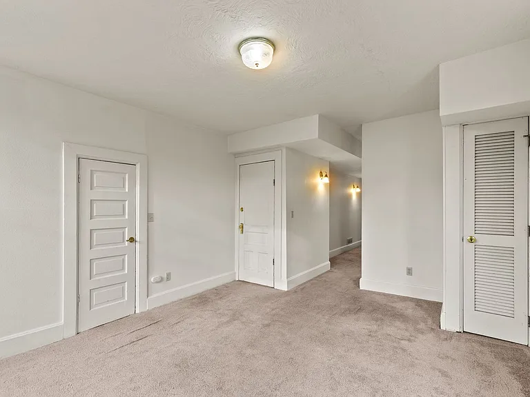1608 W Main Ave — Photo 14