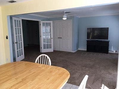 5th image of 109 Cedarwood Cir