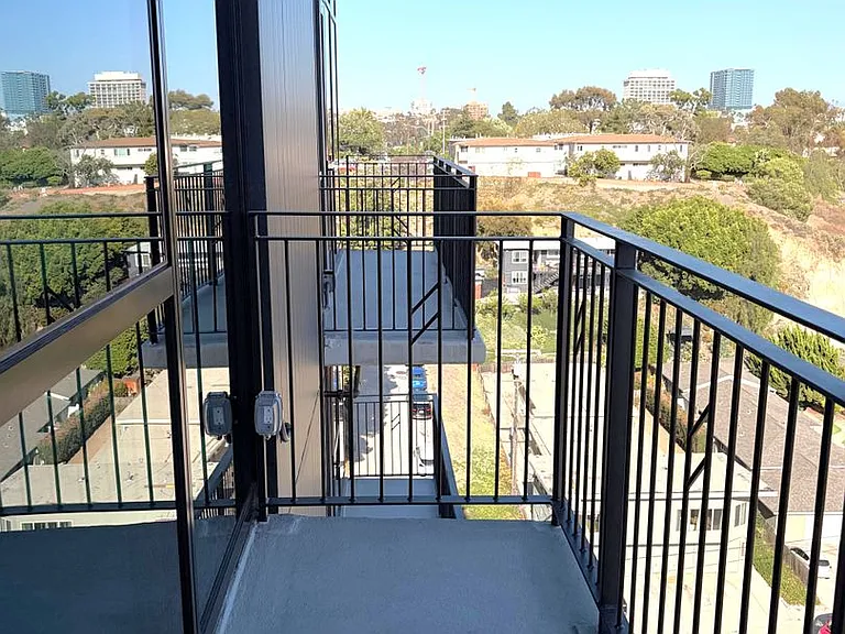 Rainford Apartments — Photo 72