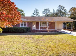 3529 Crampton Rd, Hope Mills, NC 28348