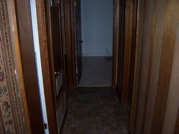 3rd image of 375 Atkins Blvd