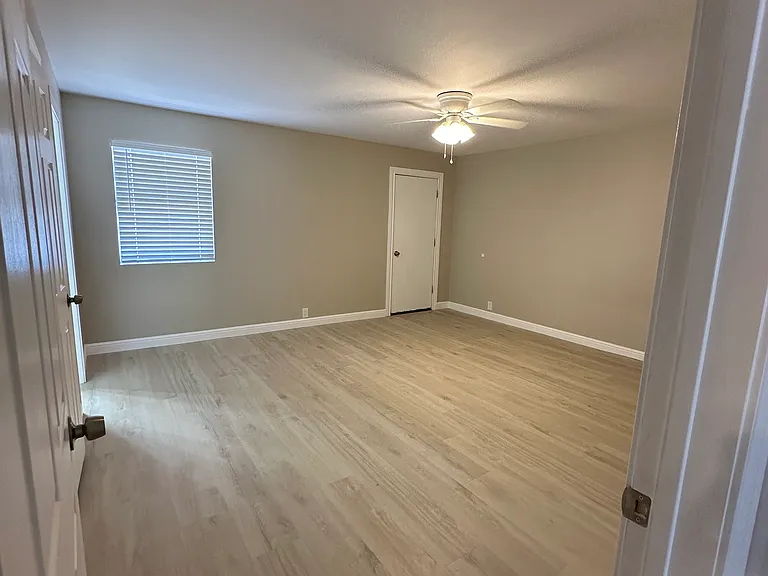 322 Texas Ave #A — Photo 4