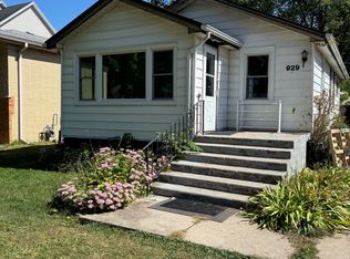 929 S 6th Ave #1, La Grange, IL 60525