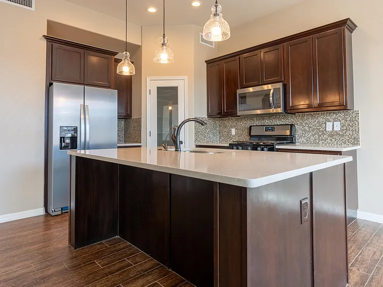 5804 Aberdeen Ct — Photo 3