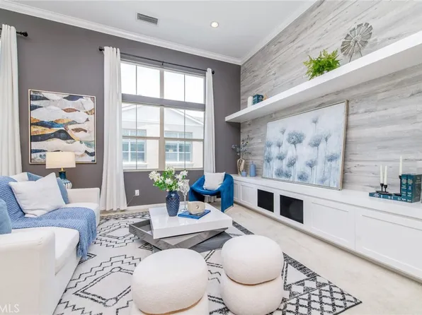 68 Rose Arch, Irvine, CA 92620