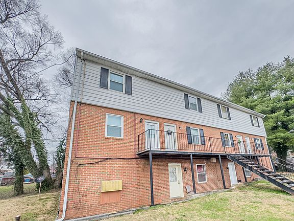 3rd image of 117 Avendale Ave NE
