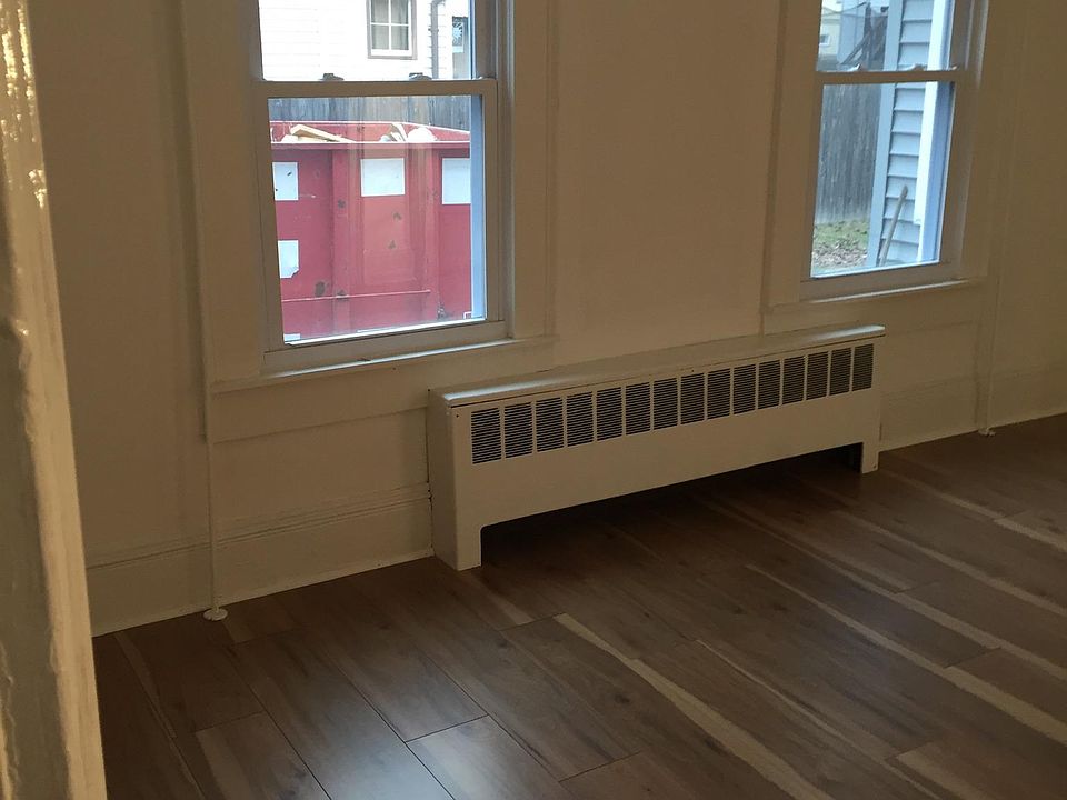 2nd image of 108 Avenue K
